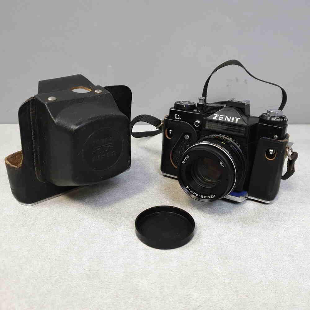 

Пленочные фотоаппараты Б/У Zenit 11