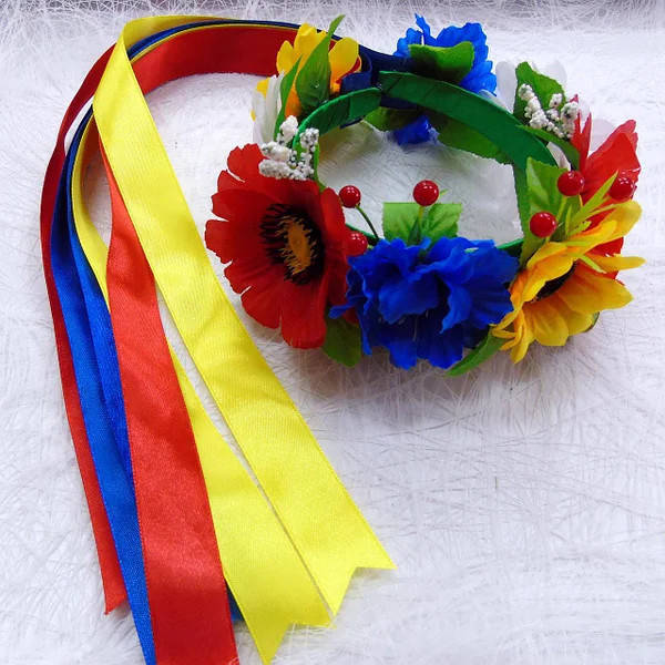 

Венок Украинский с лентами детский