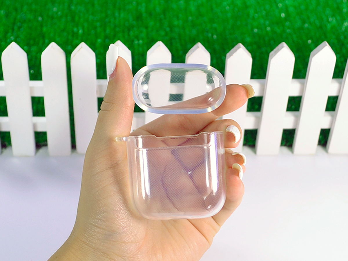 

Ультратонкий чехол на Apple AirPods
