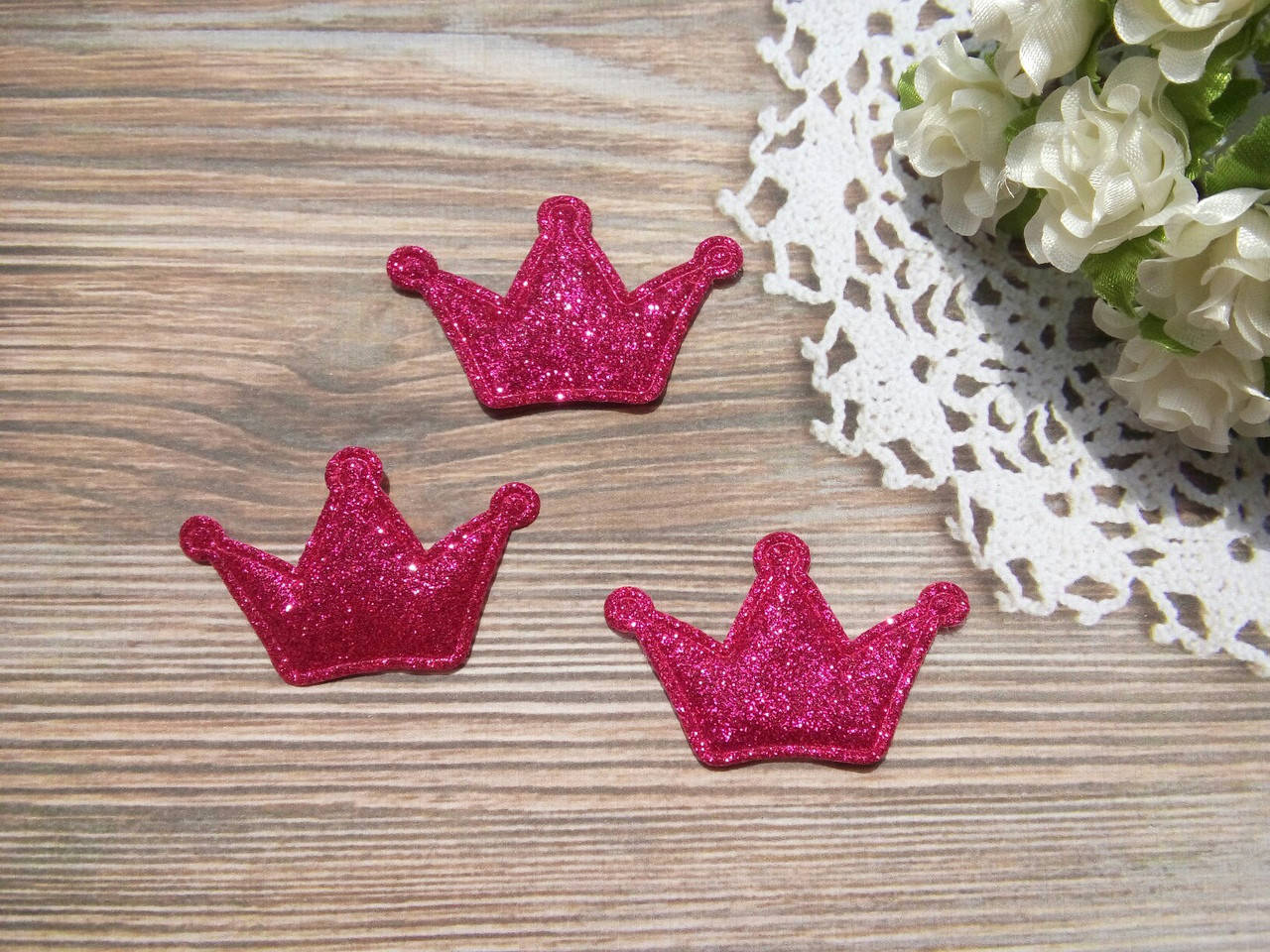 

Патч корона глиттер 4,7*2,9 см (ярко розовая)