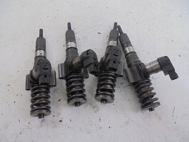 

Форсунки на Audi A4 2.0 TDI 03g130073t