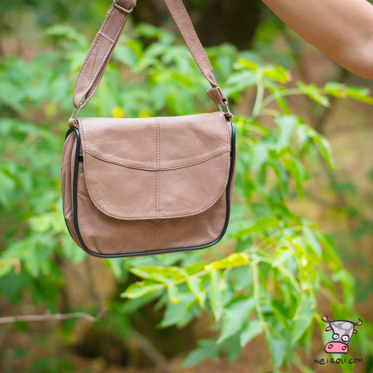 

Женская кожаная сумка Нелли