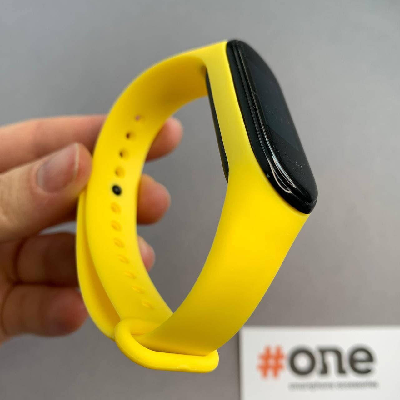 

Ремешок для Xiaomi Mi Band 4 силиконовый цветной ремешок для фитнесс трекера браслета ми бенд 4 желтый BND