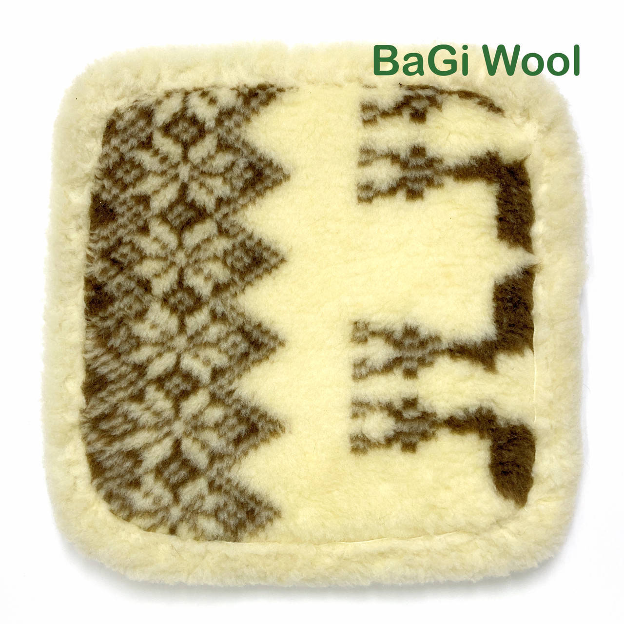 

Накладка на кресло из овчины 40*40