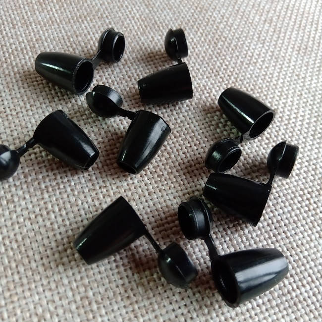 

Наконечник пластмассовый "Колокольчик", черный.