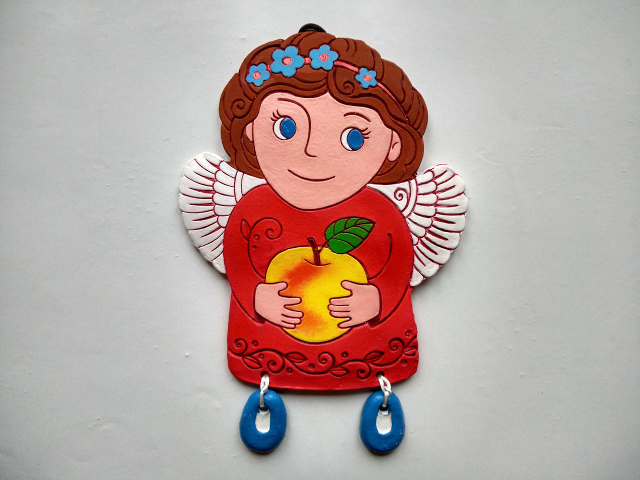 

Панно "Ангелик з яблучком" (червоний, темне волосся), Красный