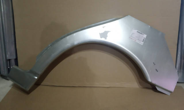 

Арка задняя левая Mercedes W210 124 202 210 порог мерседес