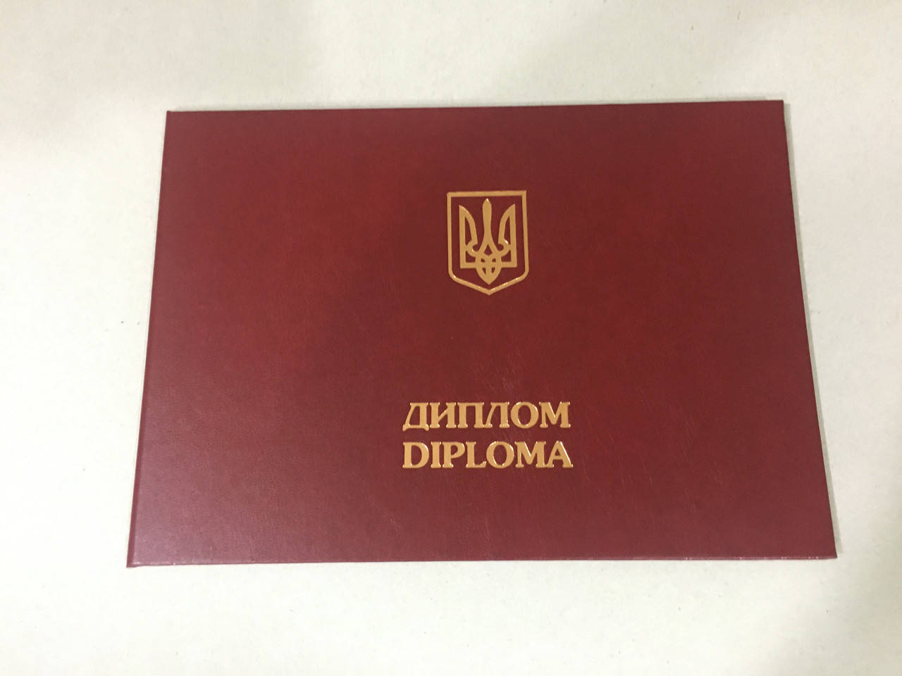 

Обложка для диплома А4, твердая красная, Красный