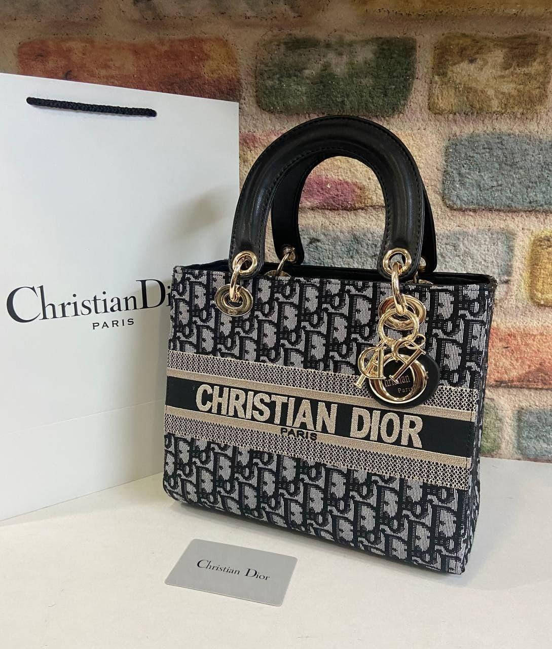 

Сумка Dior с широким ремешком - Кристиан Диор, Черный