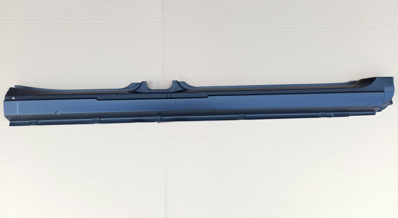 

Порог автомобильный ВАЗ-2110-2112, 2170-2172 правый