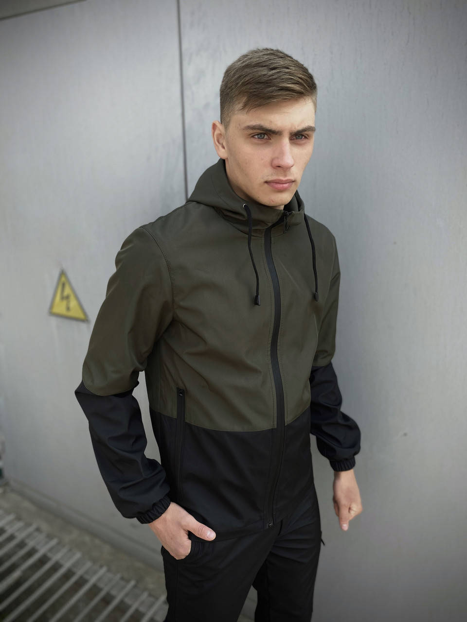 

Ветровка мужская Soft Shell lite осенняя весенняя хаки ЛЮКС качества