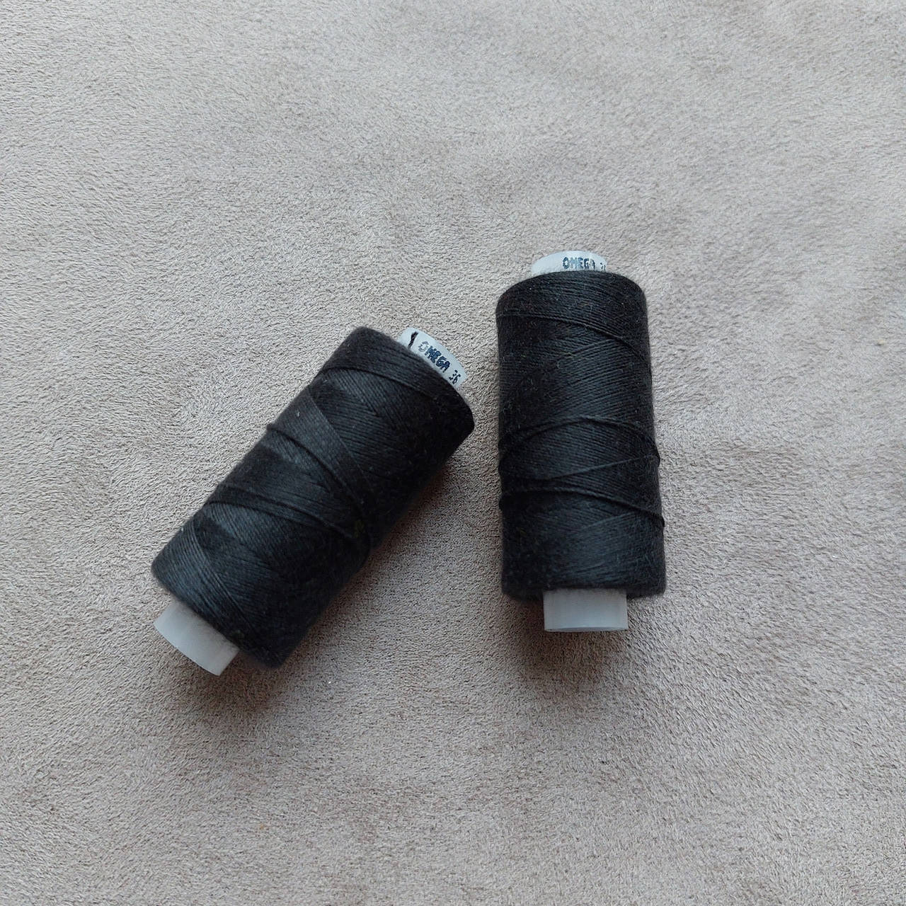 

Джинсовая нить Omega N36, 20/3, Черный