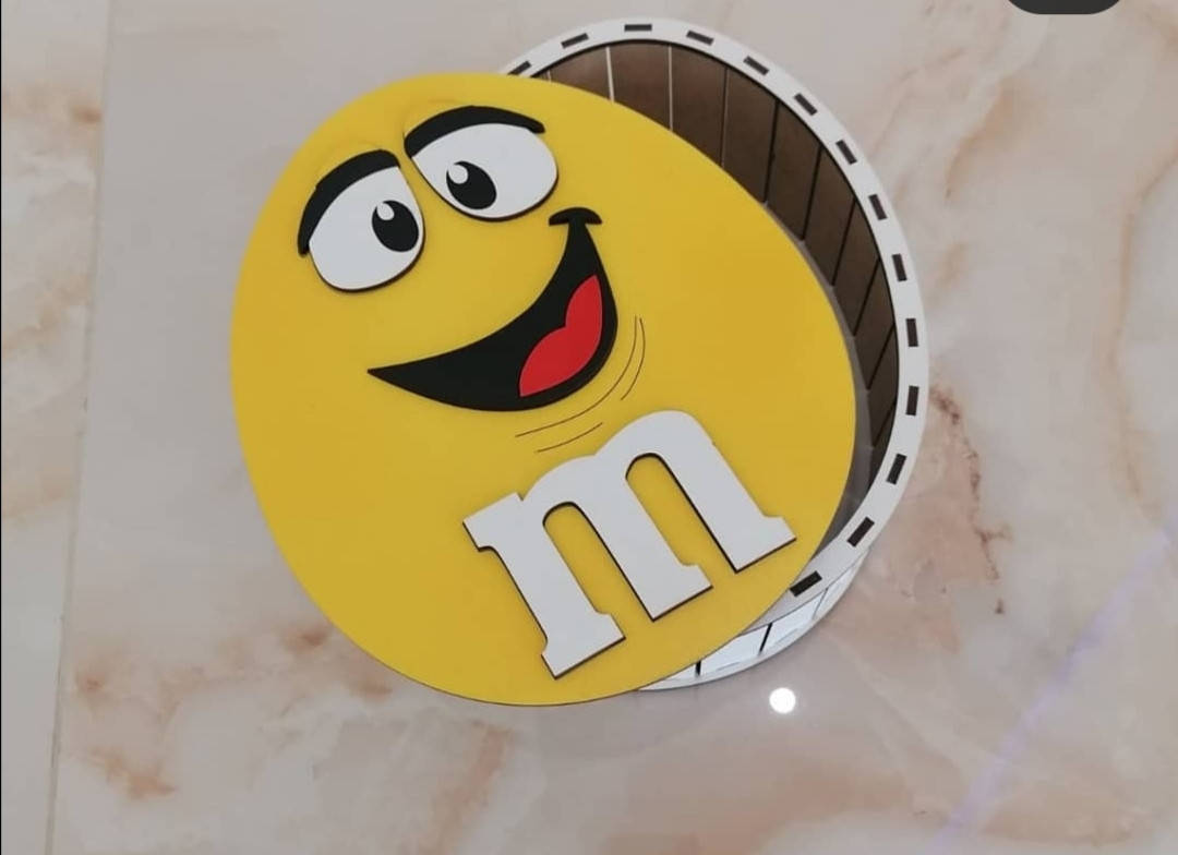 

Коробка M&M's