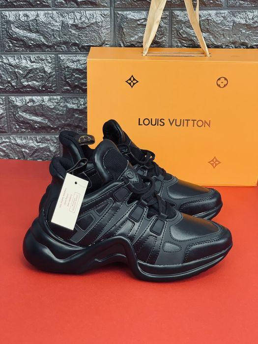 

Louis Vuitton кожаные кроссовки Луи Вуитон, Черный