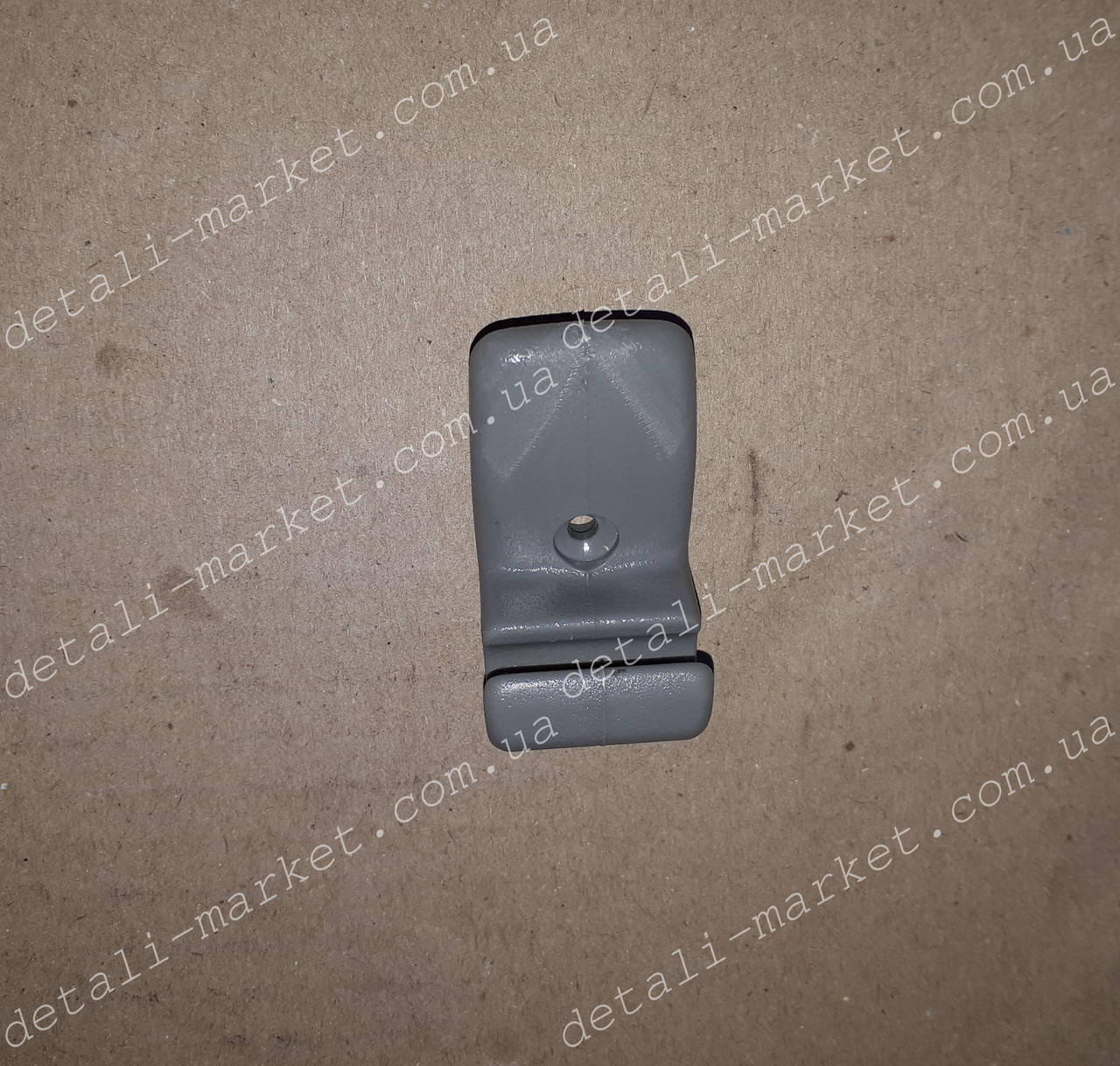 

Кронштейн солнцезащитного козырька Ланос, Сенс