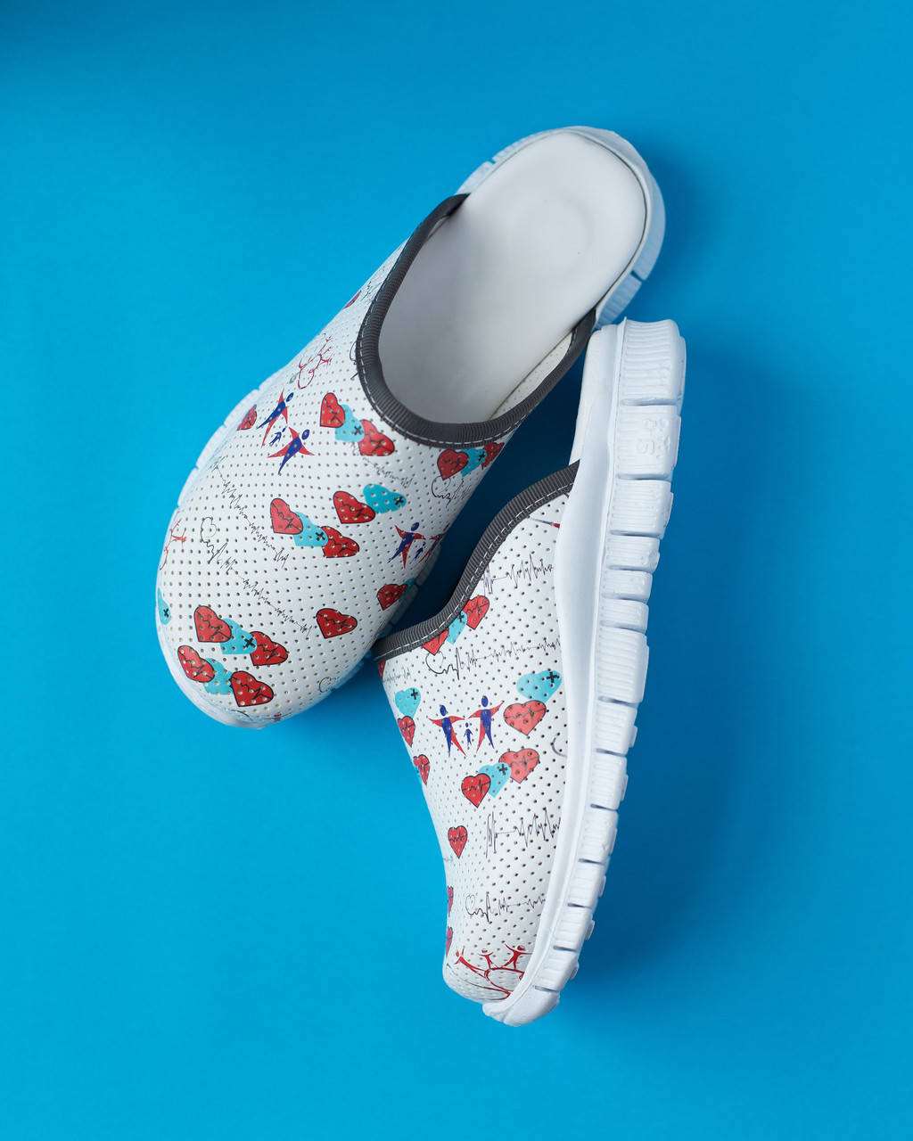 

Медицинская обувь сабо "Heart white" с подошвой Lite, Белый