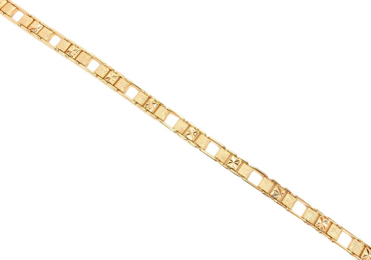 

Браслет Xuping Позолота 18K "Триады Квадратов Узор Шагрень и Звездочки Алмазка" размер 19 см х 6 мм