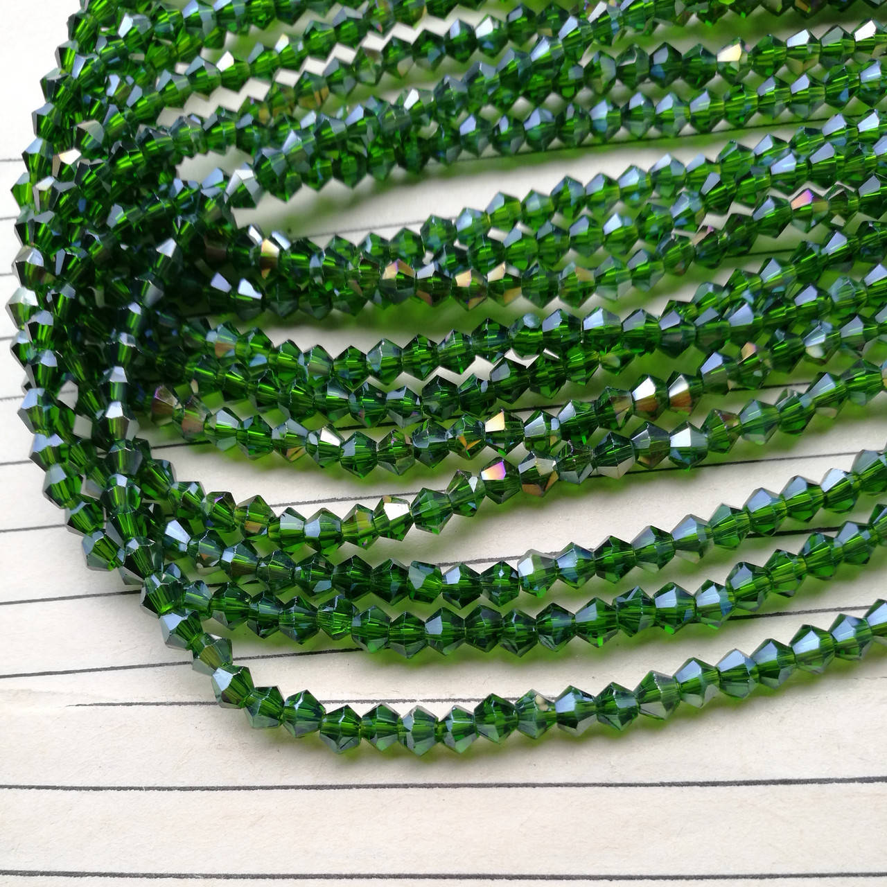 

Кришталева намистина, біконус, зелена з перламутровим напиленням, 4 мм, 120 шт/упаковка, Зелёный