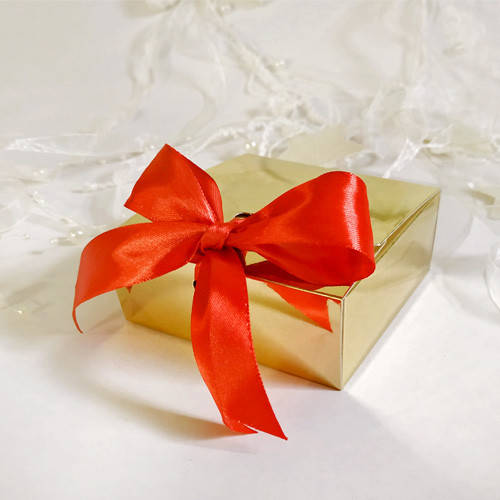 

Коробка подарочная 80х80х35 мм, цвет золотой