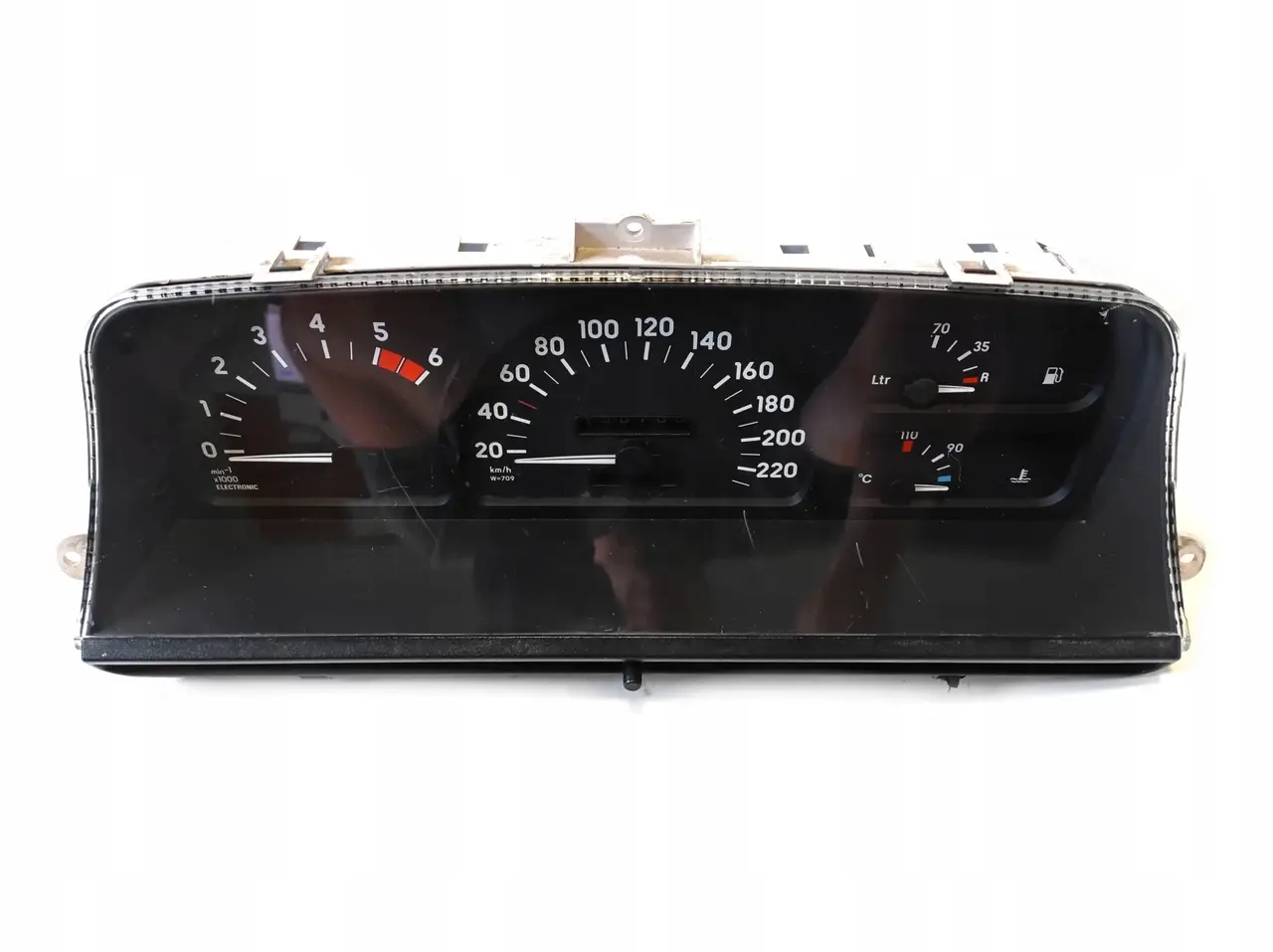

Панель приборов ЧАСЫ OPEL OMEGA A 90213847 под заказ 2-4 дн