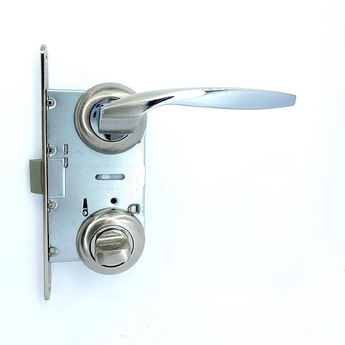 

Комплект 3 Ручка на квадратной розетке SOFIA SN CP 15-134