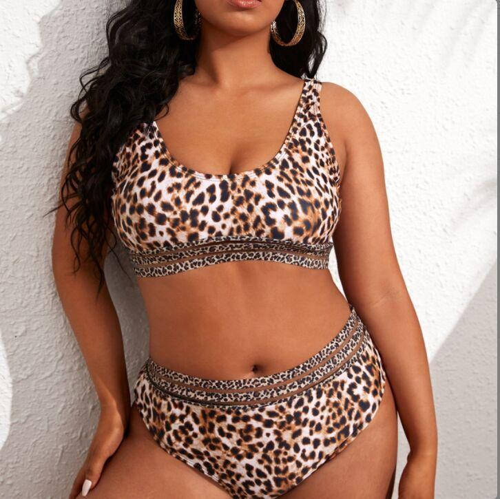 

Раздельный купальник с леопардовым принтом. Есть большие размеры.650-RK, Песочный