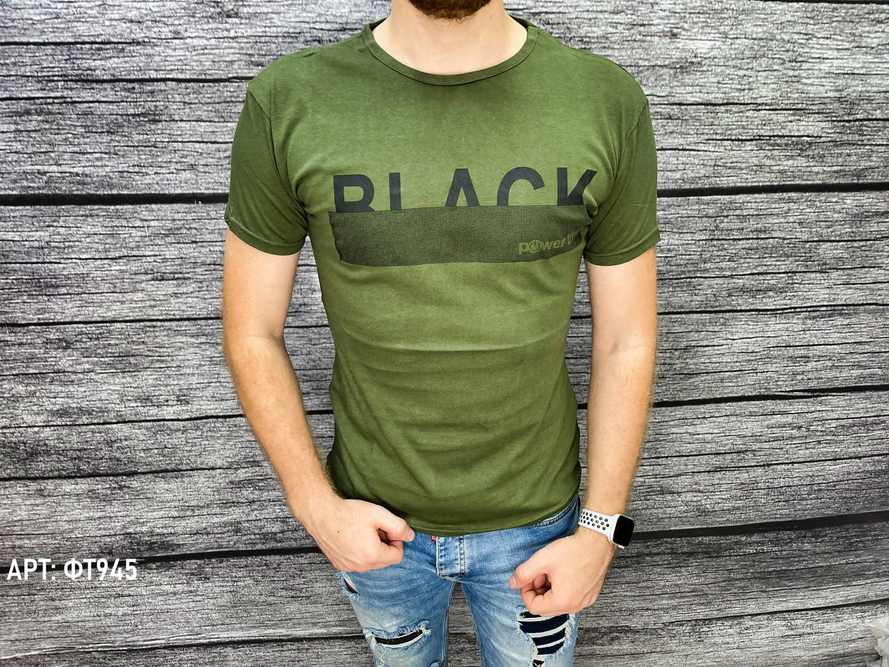 

Мужская футболка. Размеры: M (маломерят на размер)