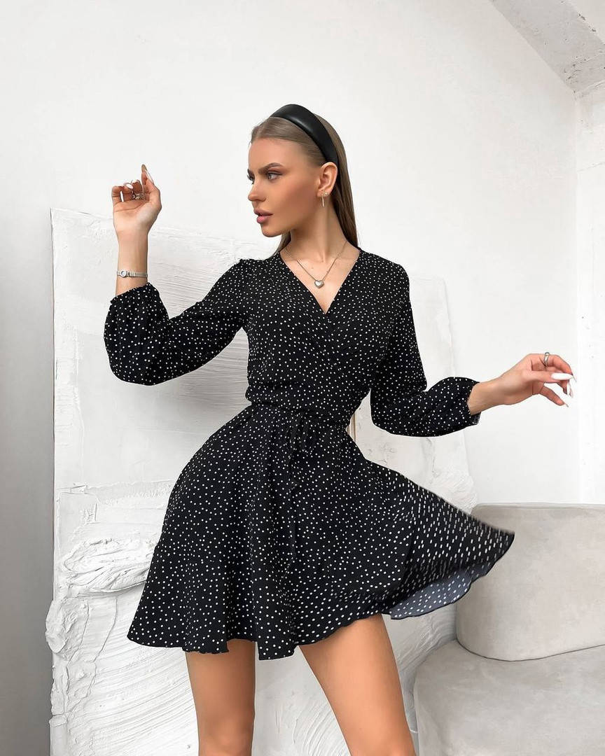 

Короткое летнее платье 42-46