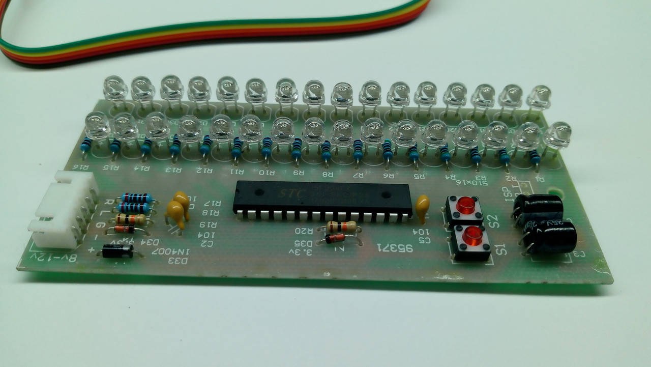 

Светодиодный стерео 2х16 (32 LED) индикатор уровня 8-12В. (8 режимов)