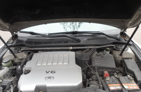 

Распорка передних стоек Toyota Camry (кузов 40) с 2006 г.