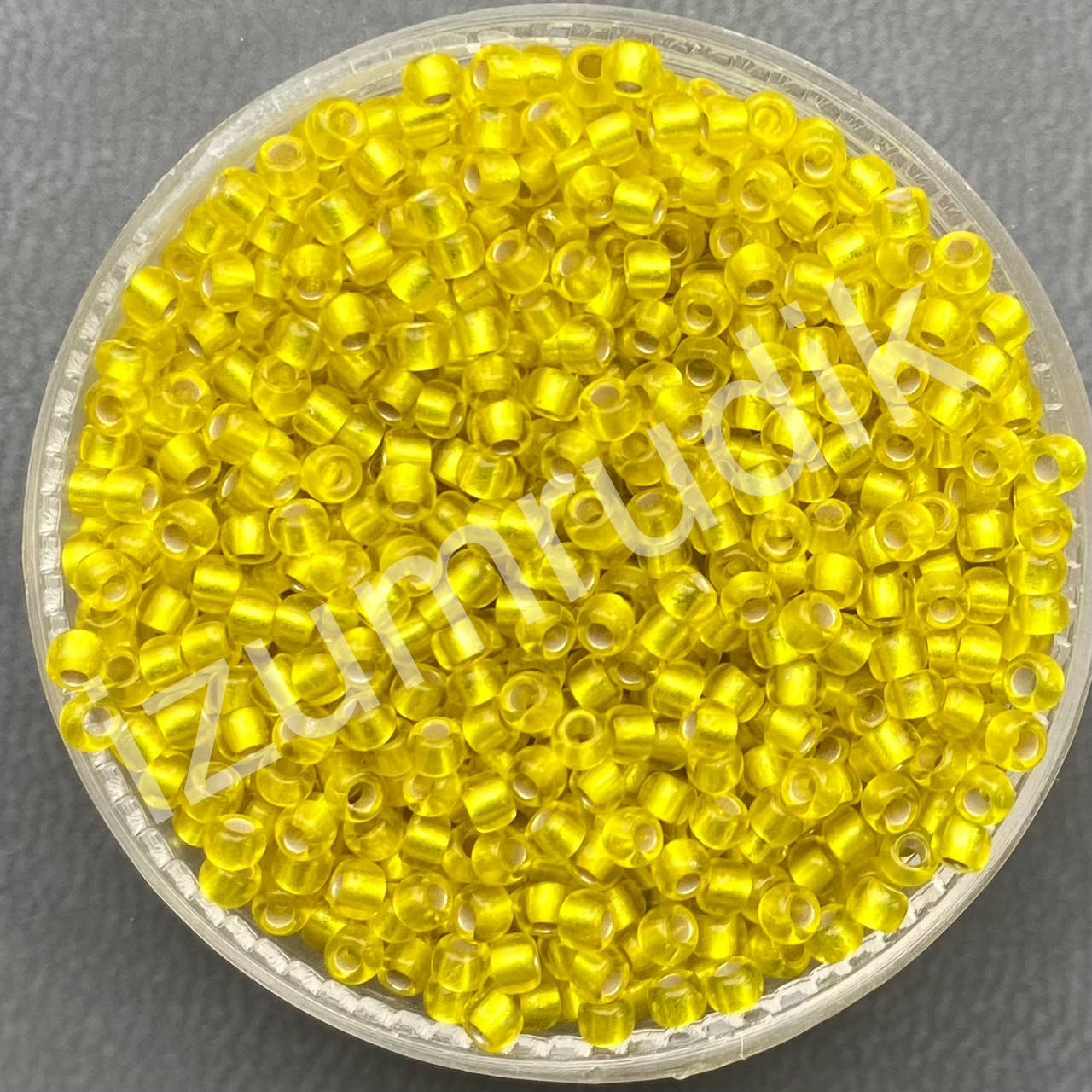 

Бисер круглый TOHO TR-11-32F
