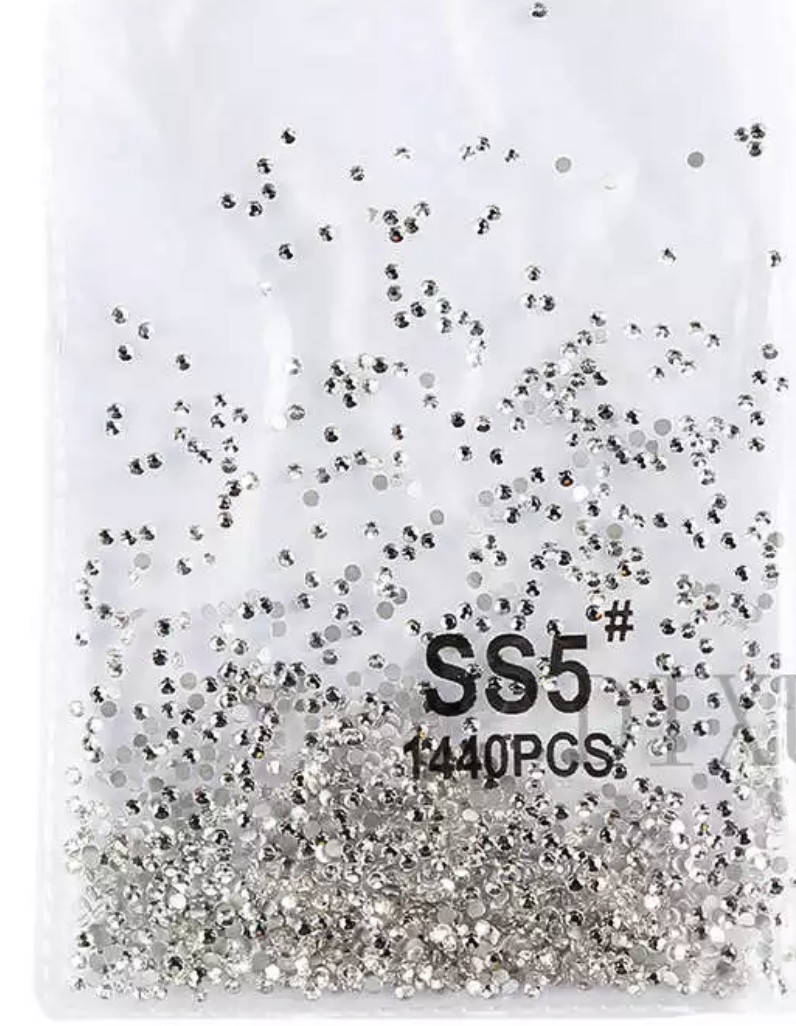 

Камни Ss5 прозрачные стекло 1440 шт (1.8 мм)