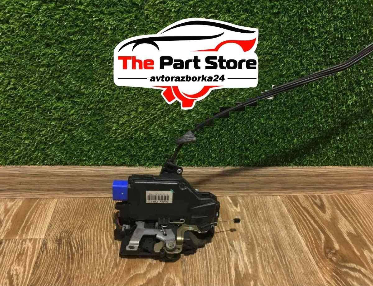 

Замок двери передней левой Volkswagen Caddy Фольксваген Кадди 2004 - 2011, 3D2837015