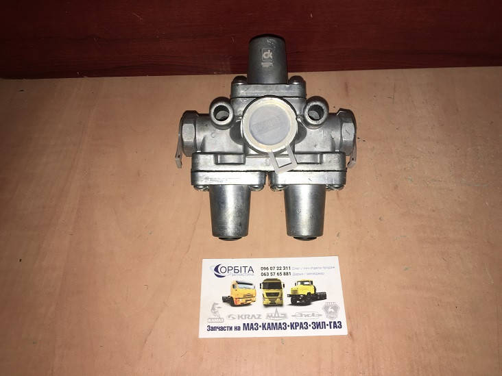 

100.3515210 Клапан защитный тройной КамАЗ