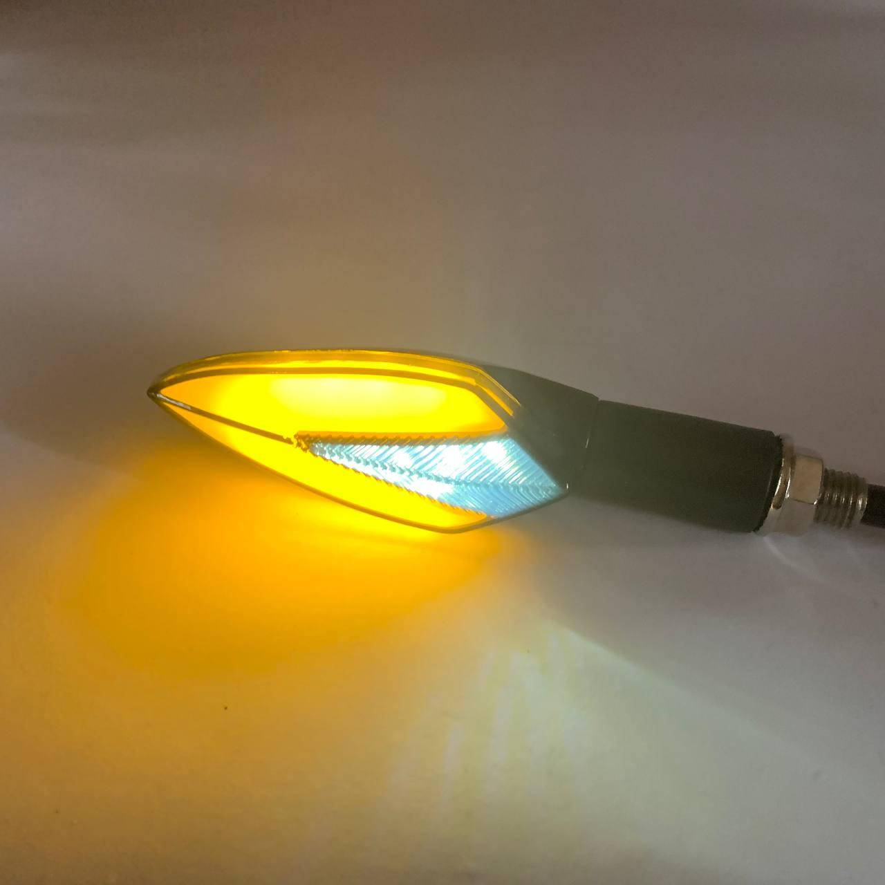 

Мото поворотники динамические "boat" (белые), Белый