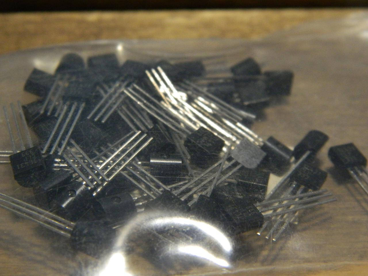 

Микросхема TL431 AC