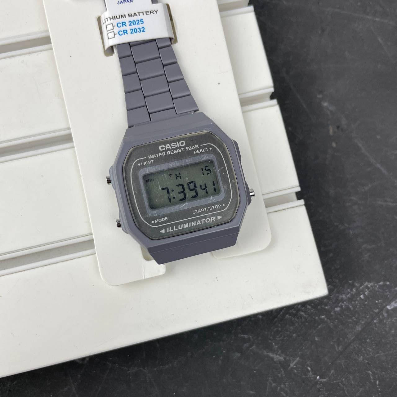 

Casio 168 All Gray Мужские часы Casio 168 All Gray Чоловічі годинники Salex