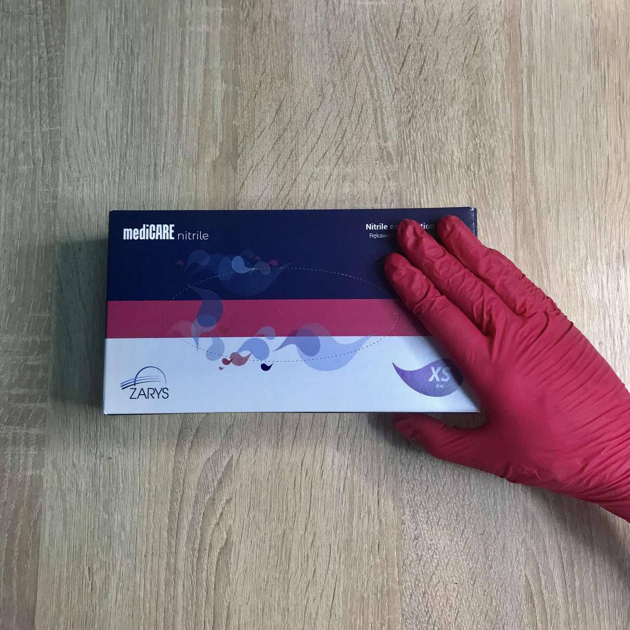

Перчатки нитриловые красные. р-р . 4,0 г. Zarys. Польша, Красный