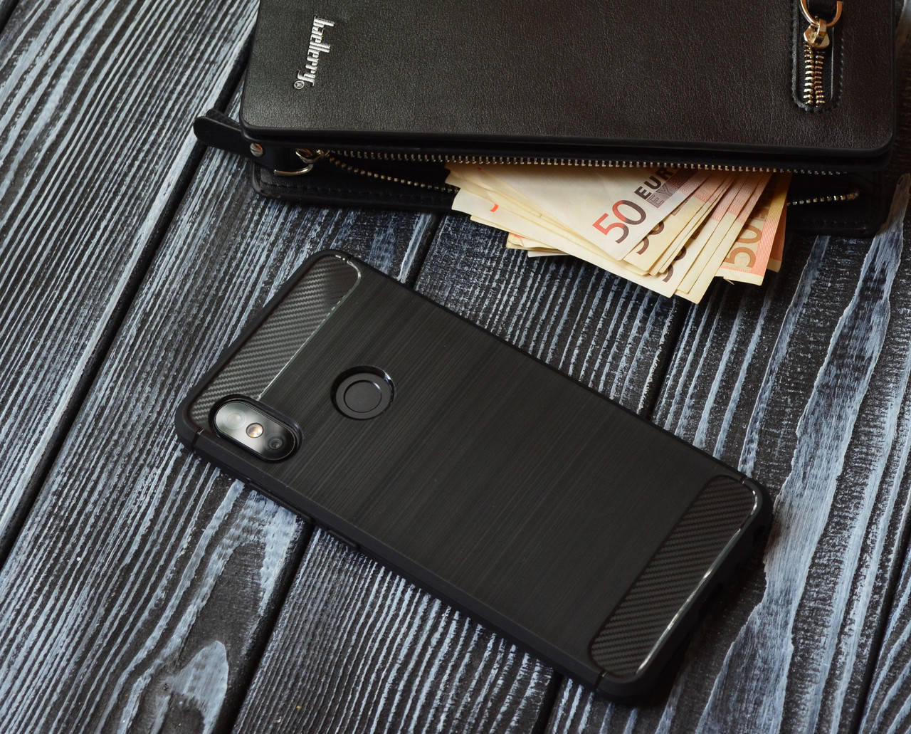 

Противоударный чехол Carbon для Xiaomi Redmi Note 6 Pro, Черный