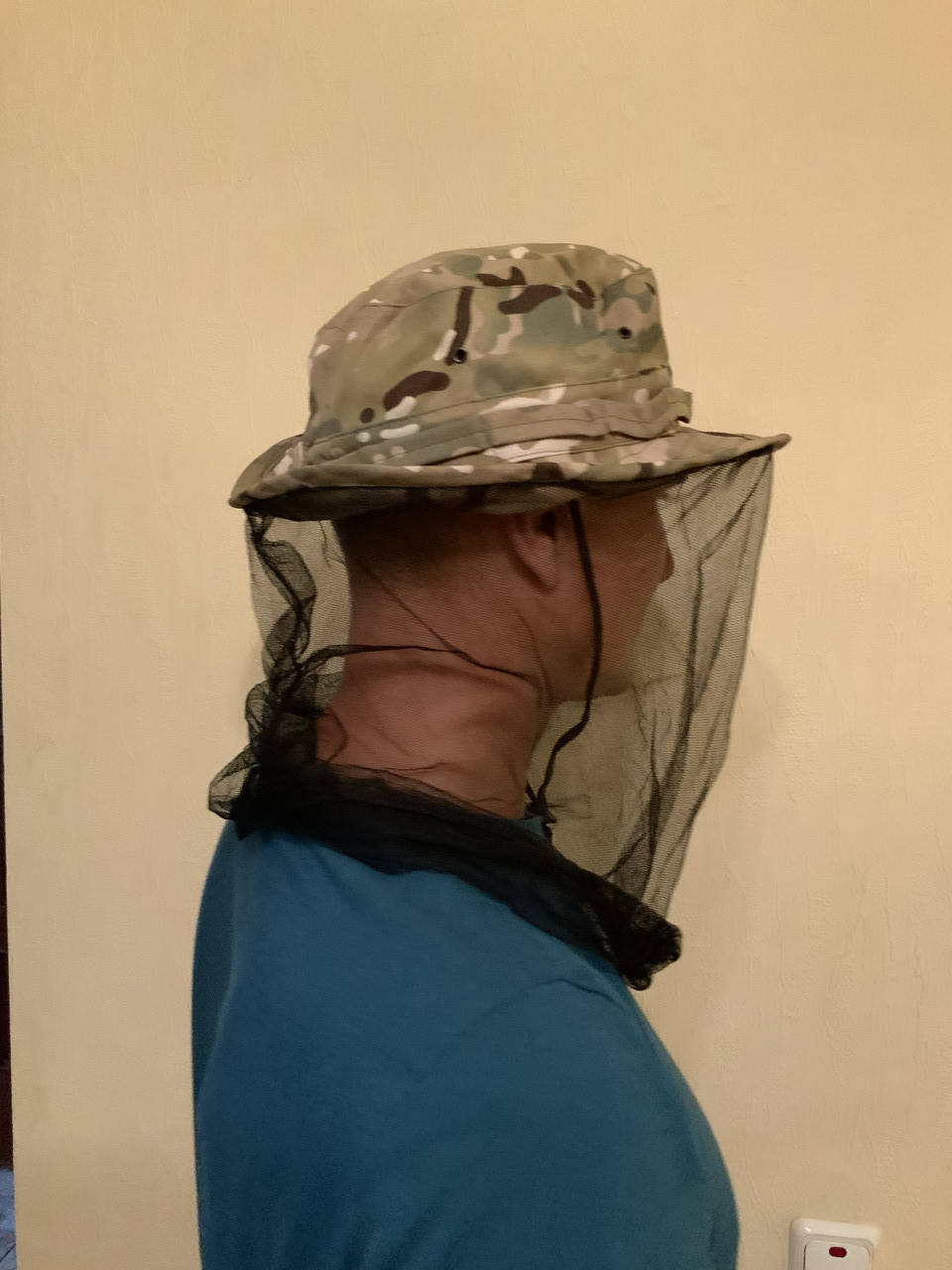 

Шляпа камуфляжная с москитной сеткой Multicam (камуфляж "мультикам ")