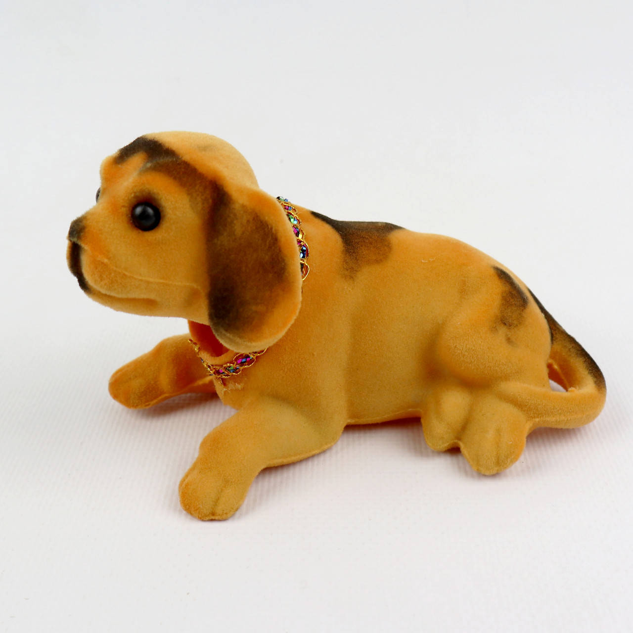 

Брелок собака с кивающей головой в машину