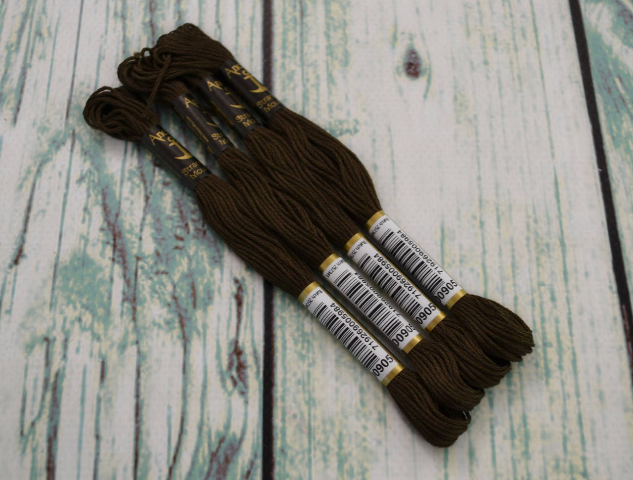 

Мулине Anchor, цвет 0905