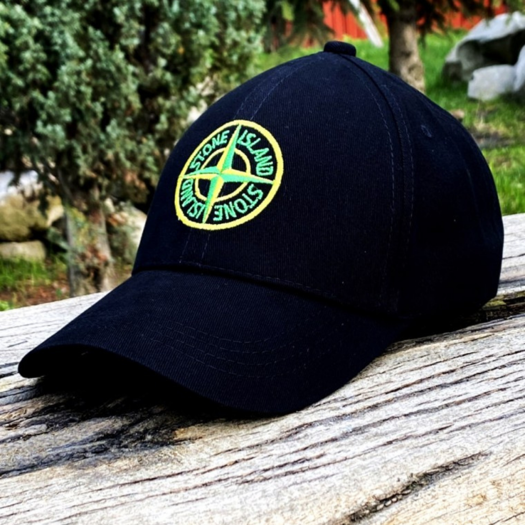 

Практичная кепка унисекс Stone Island Universal весенне-летняя черная размер универсальный, Черный