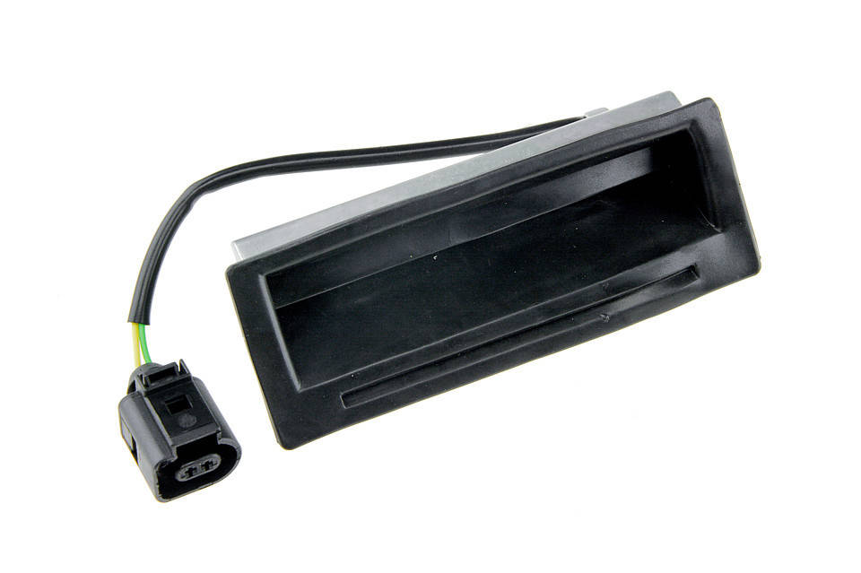

Ручка багажника (кнопка) VW BORA / GOLF 4 / TOUAREG (POLCAR 9541P90) 1J0827566D