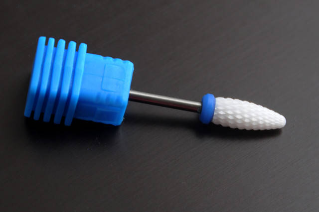 

Керамическая фреза для снятия гель-лака