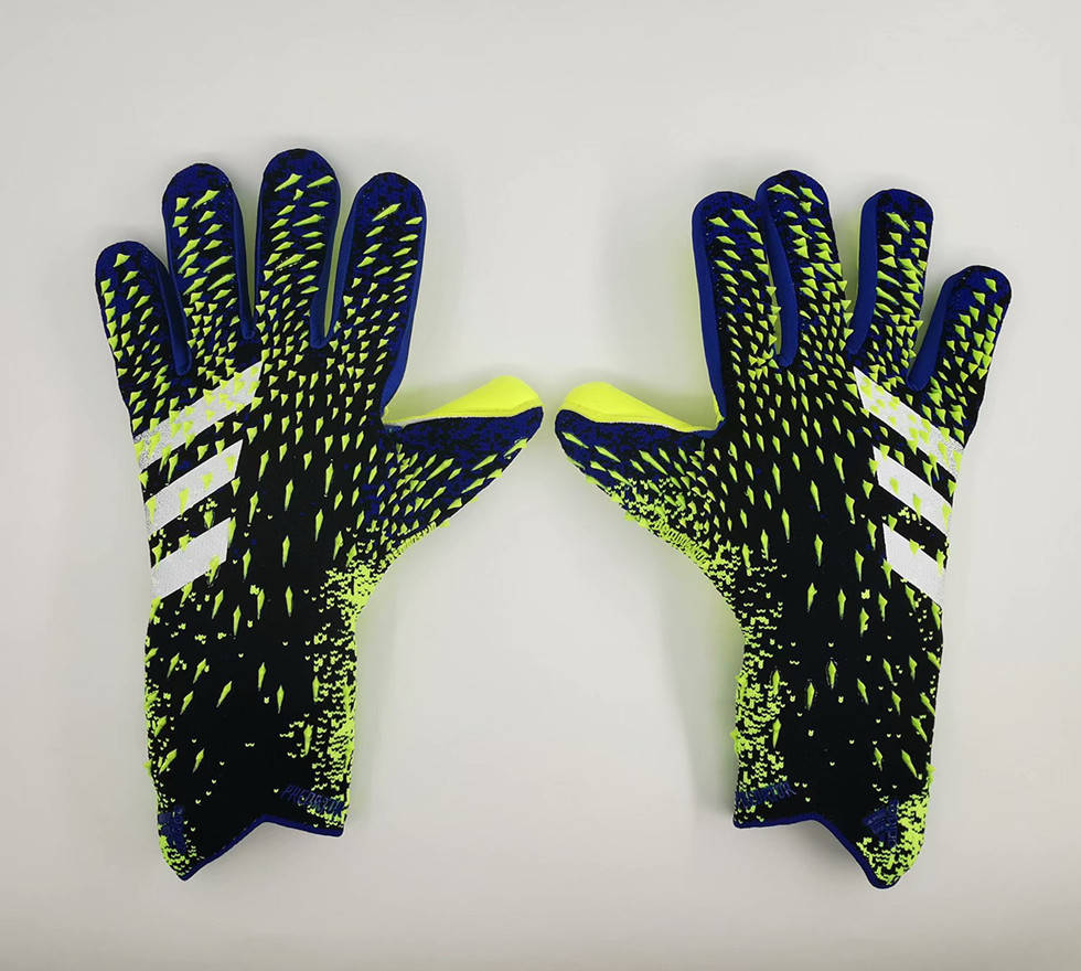 

Вратарские перчатки adidas Predator 20 Pro Promo. Раз 7.