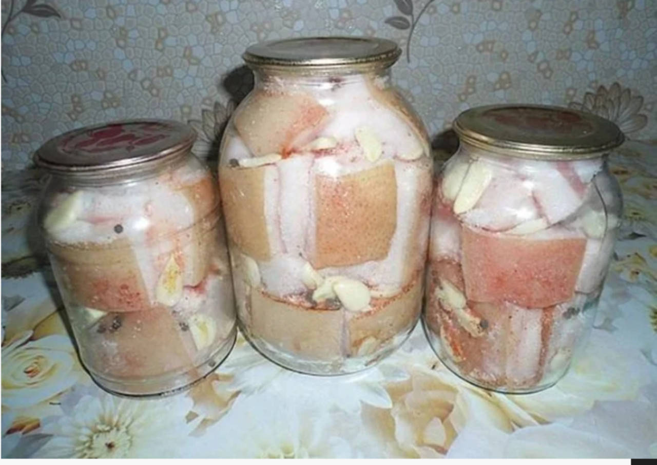 

Сало соленое в банке