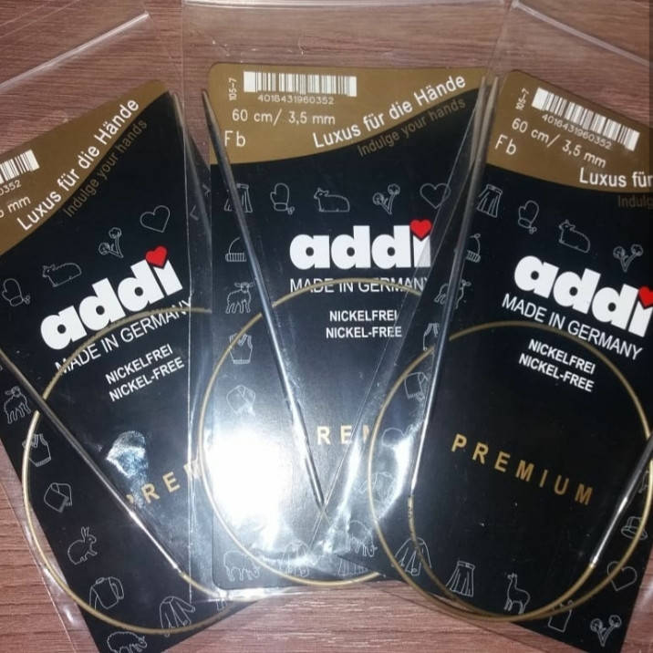 

Спиці кругові 60см 2.5 Addi на золотому кабелі