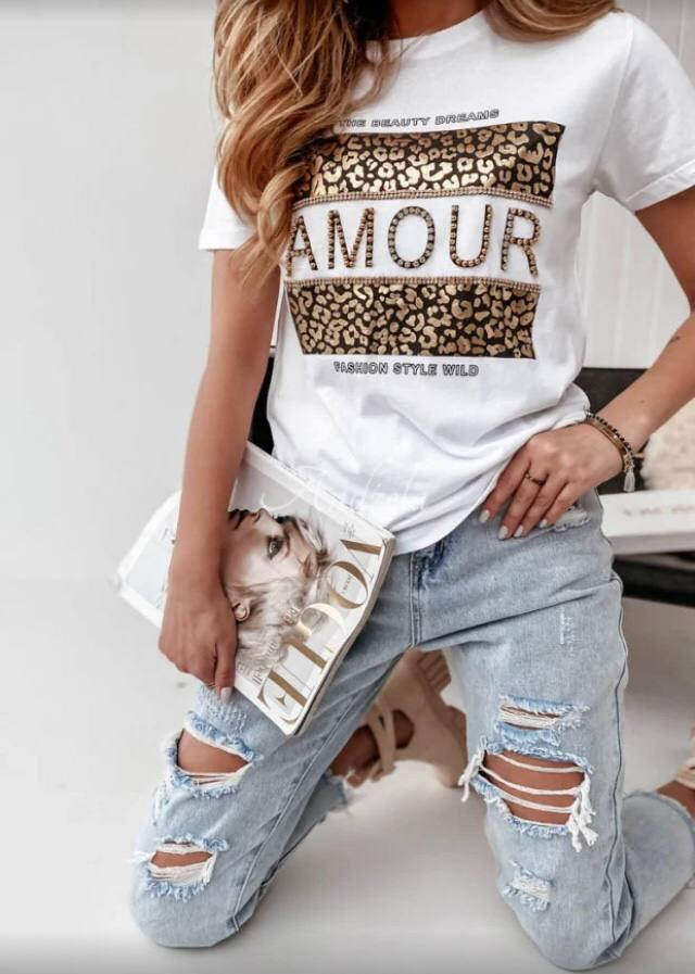 

Женская футболка. Материал: коттон. Размеры: единый. Производитель Турция.