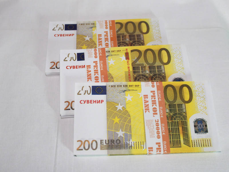 

200 евро сувенирные